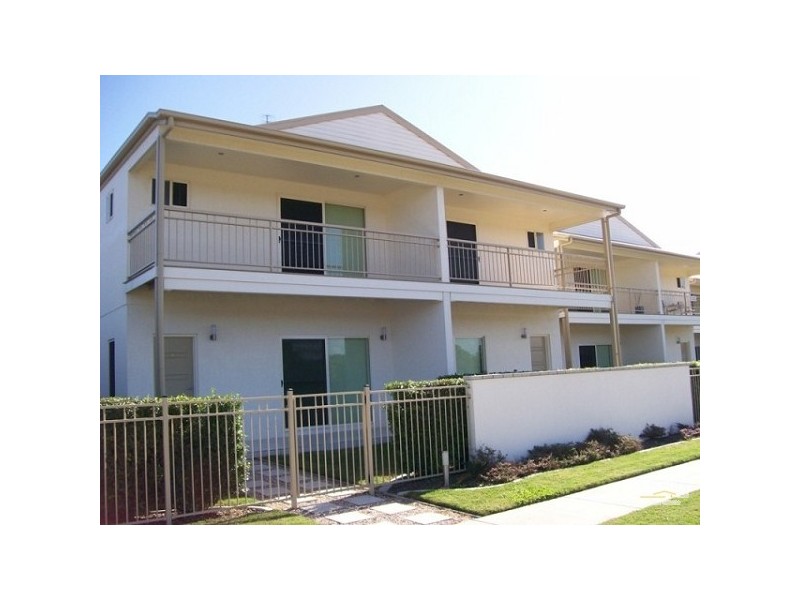 6/1 Murroona Street, Bowen QLD 4805