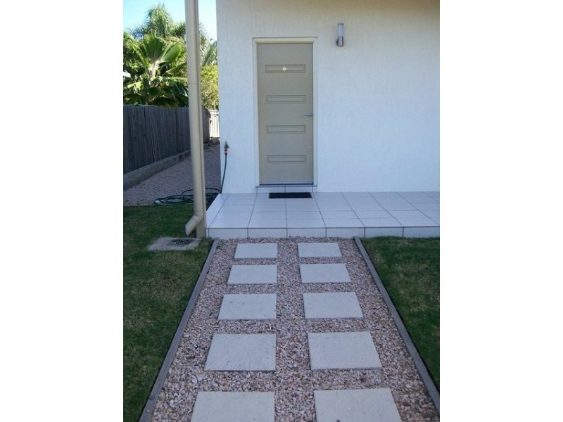 6/1 Murroona Street, Bowen QLD 4805