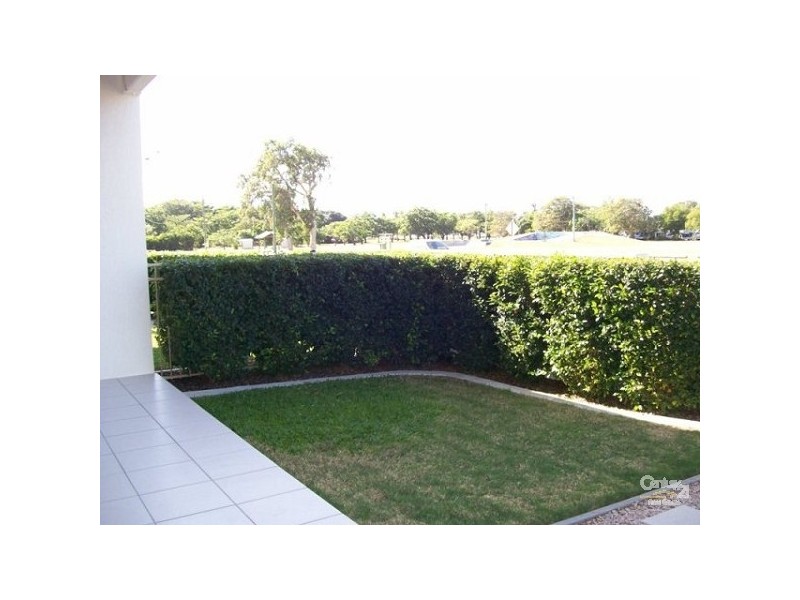 6/1 Murroona Street, Bowen QLD 4805