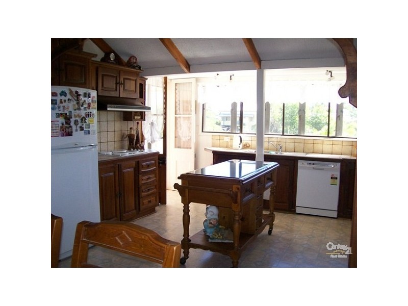 8 Gordon Street, Bowen QLD 4805