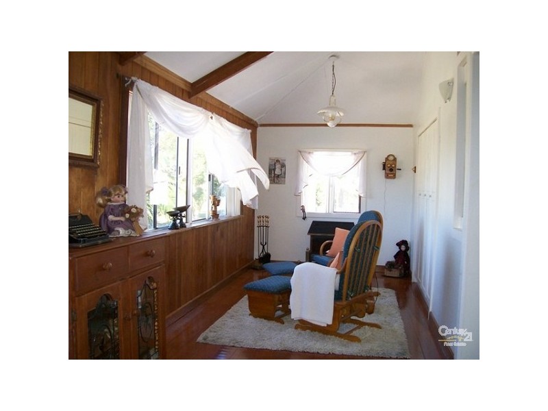 8 Gordon Street, Bowen QLD 4805