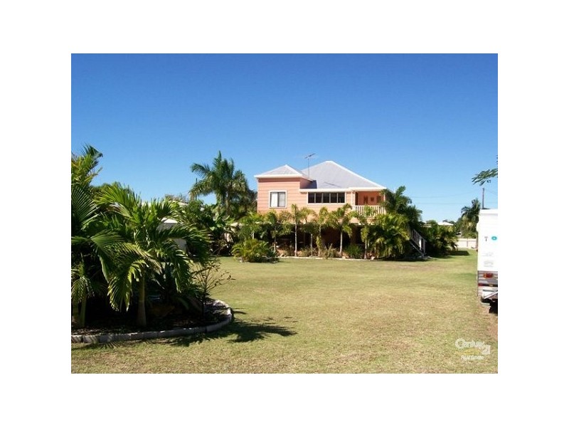 8 Gordon Street, Bowen QLD 4805