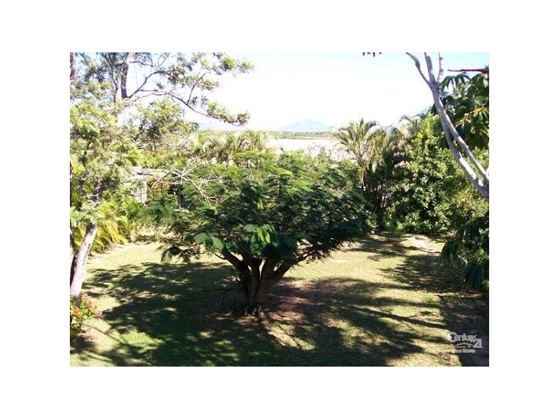 14 Avicennia Street, Bowen QLD 4805