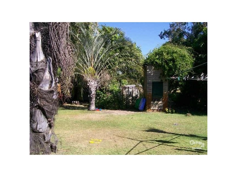 19 Golf Links Road, Bowen QLD 4805