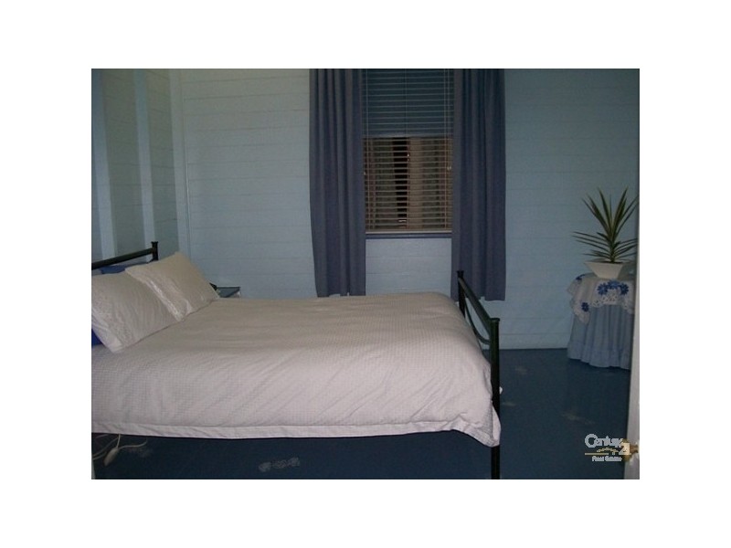6 Hay Street, Bowen QLD 4805
