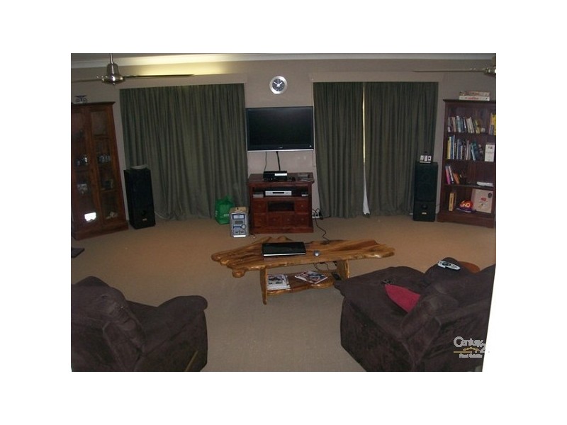 8 McDougal Street, Bowen QLD 4805