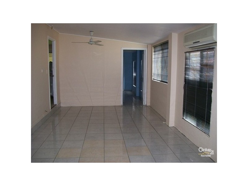 77 Whitsunday Street, Bowen QLD 4805