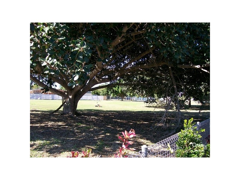 11 Kirkpatrick Court, Bowen QLD 4805