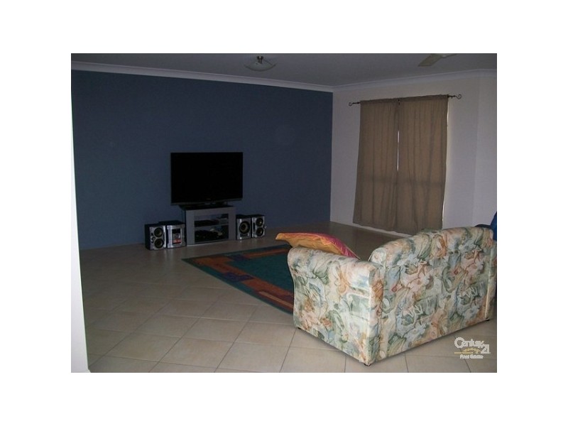 10 Lemon Grove Road, Bowen QLD 4805