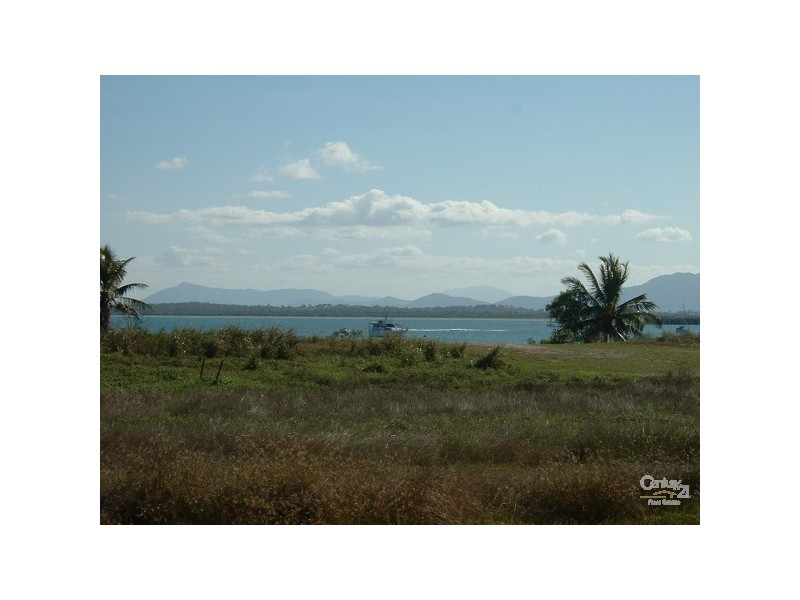 4 Wentworth Street, Bowen QLD 4805