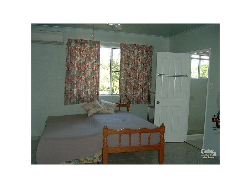89a Horseshoe Bay Road, Bowen QLD 4805