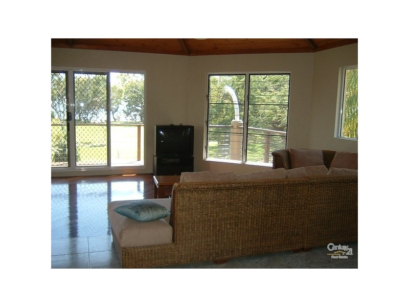 89a Horseshoe Bay Road, Bowen QLD 4805