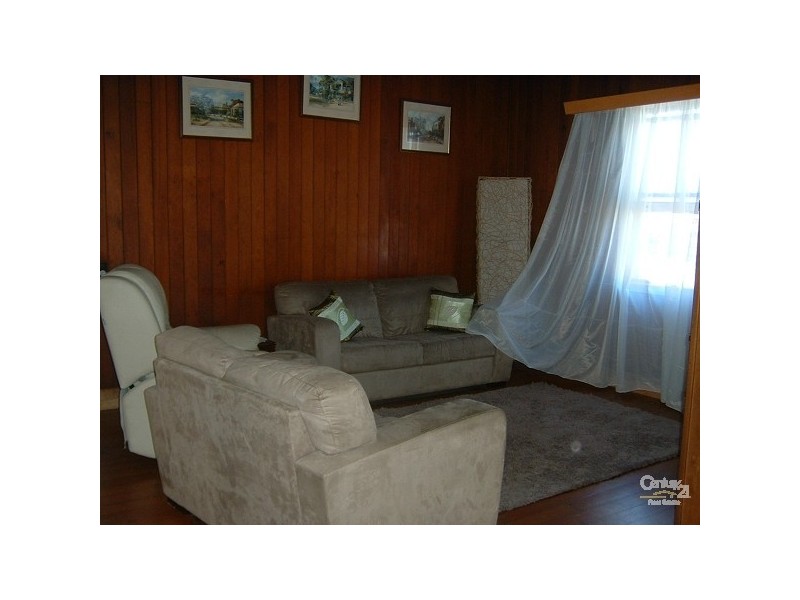 41 Livingstone Street, Bowen QLD 4805