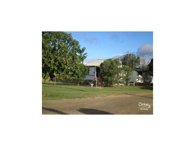 55 Whyte Avenue, Brisk Bay, Bowen QLD 4805