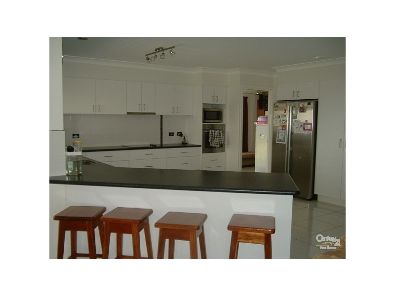 8 Lemon Grove Road, Bowen QLD 4805