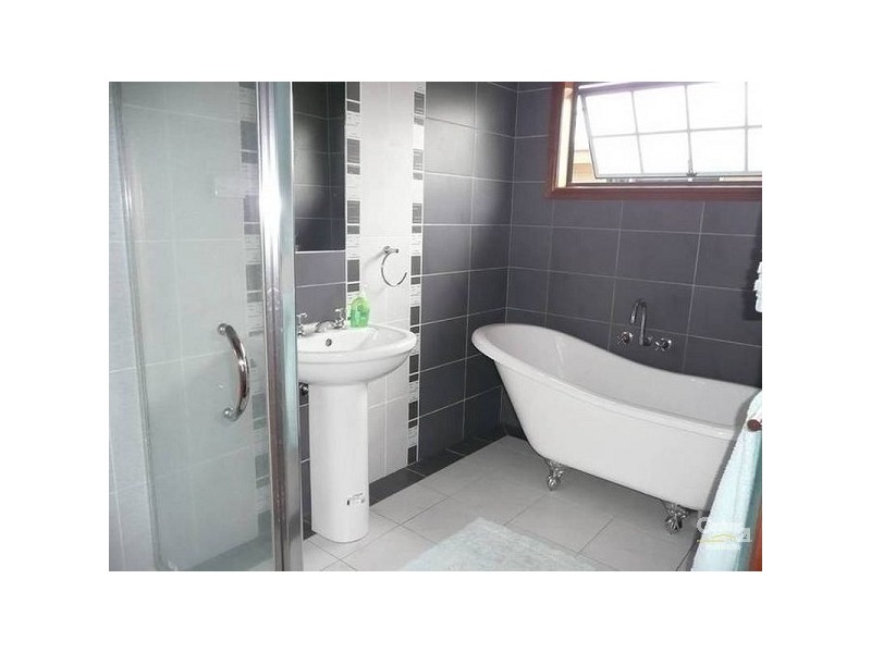 16 Kirkpatrick Court, Bowen QLD 4805