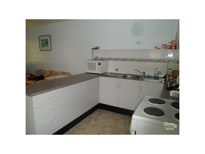 4/47 Horseshoe Bay Road, Bowen QLD 4805