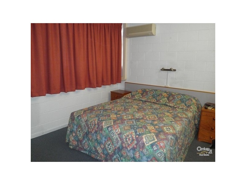 4/47 Horseshoe Bay Road, Bowen QLD 4805