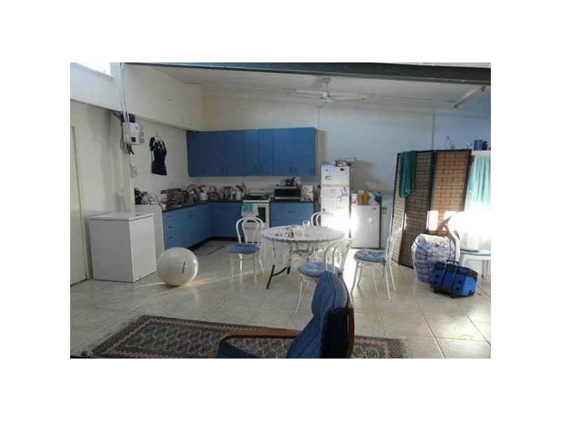 33 Murroona Street, Bowen QLD 4805