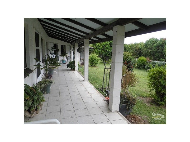 40 Inverdon Road, Bowen QLD 4805