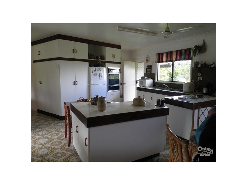 40 Inverdon Road, Bowen QLD 4805