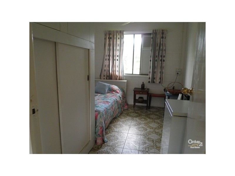 40 Inverdon Road, Bowen QLD 4805