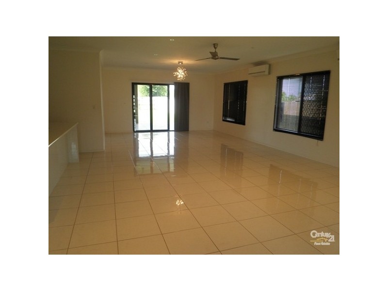 29 Matthews Street Merinda, Bowen QLD 4805