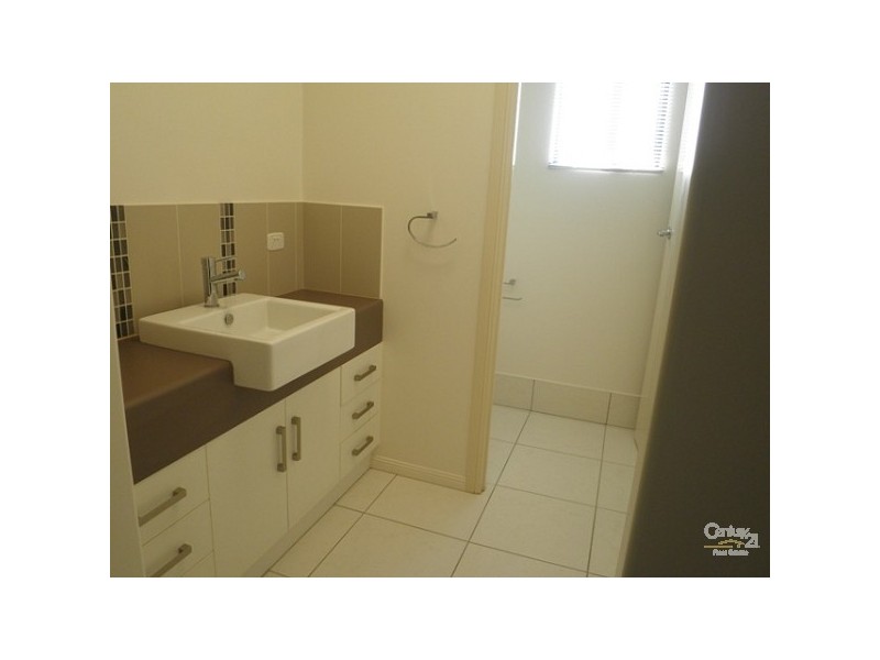 29 Matthews Street Merinda, Bowen QLD 4805