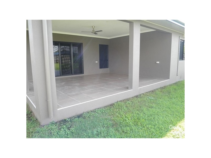 29 Matthews Street Merinda, Bowen QLD 4805