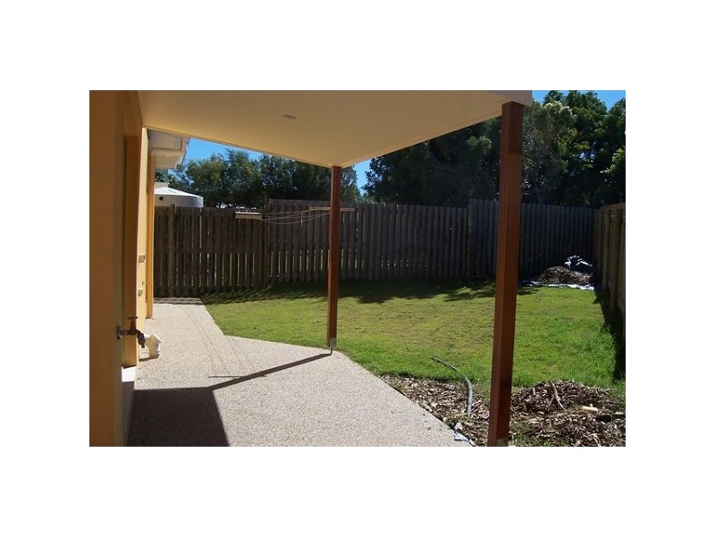 2/104 DALRYMPLE STREET, Bowen QLD 4805