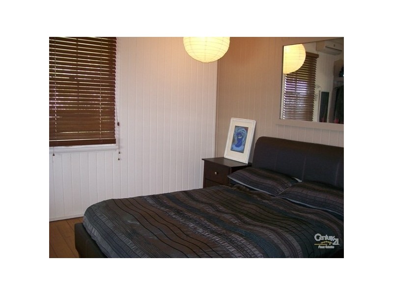 69 Leichhardt Street, Bowen QLD 4805