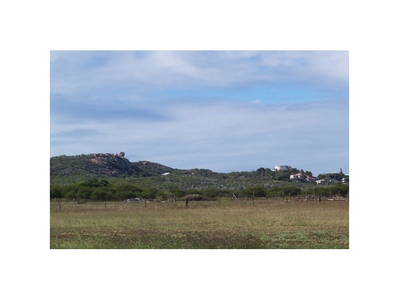 44 Avoca Road, Bowen QLD 4805