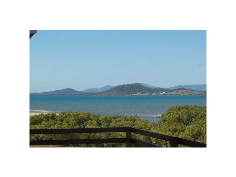 2 NORRIS STREET, Bowen QLD 4805