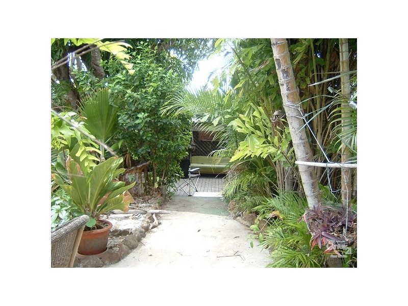 36 Gloucester Street QUEENS BEACH, Bowen QLD 4805