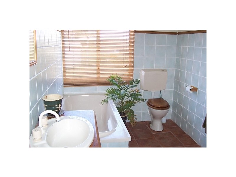 697 BOOTOOLOO ROAD, Bowen QLD 4805