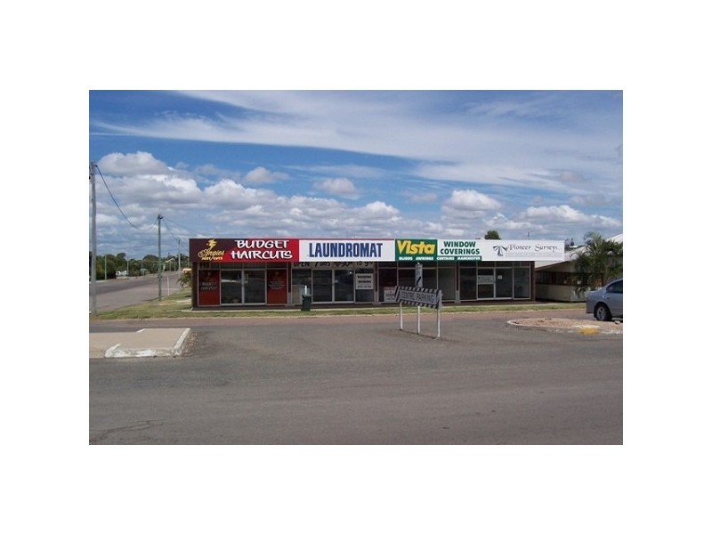 1/17 Gregory Street, Bowen QLD 4805