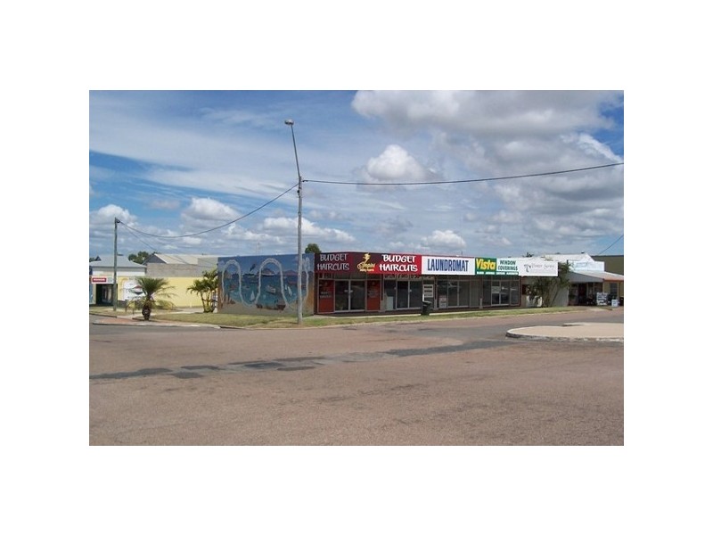 1/17 Gregory Street, Bowen QLD 4805