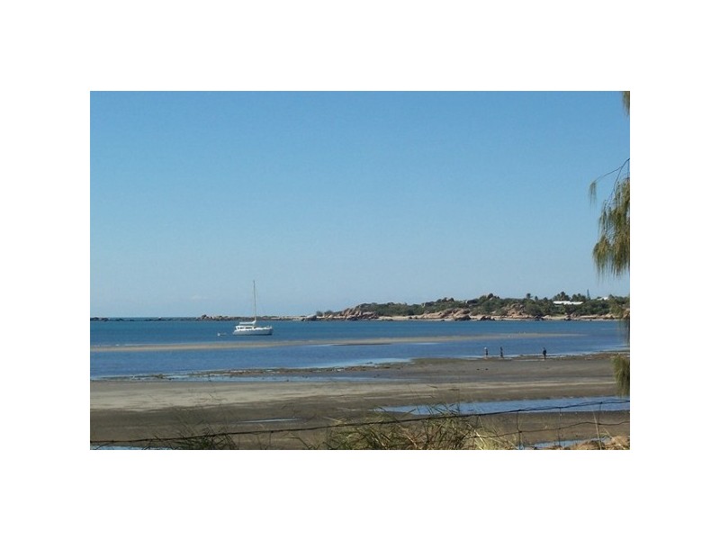 45 Holborne Street, Bowen QLD 4805