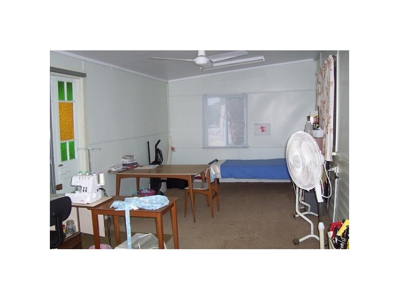 38 Murroona Street QUEENS BEACH, Bowen QLD 4805