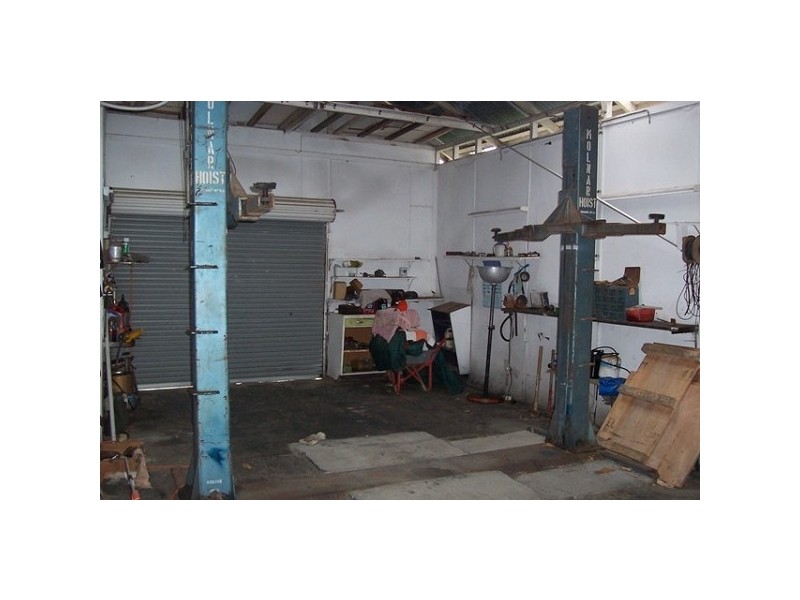 38 Murroona Street QUEENS BEACH, Bowen QLD 4805