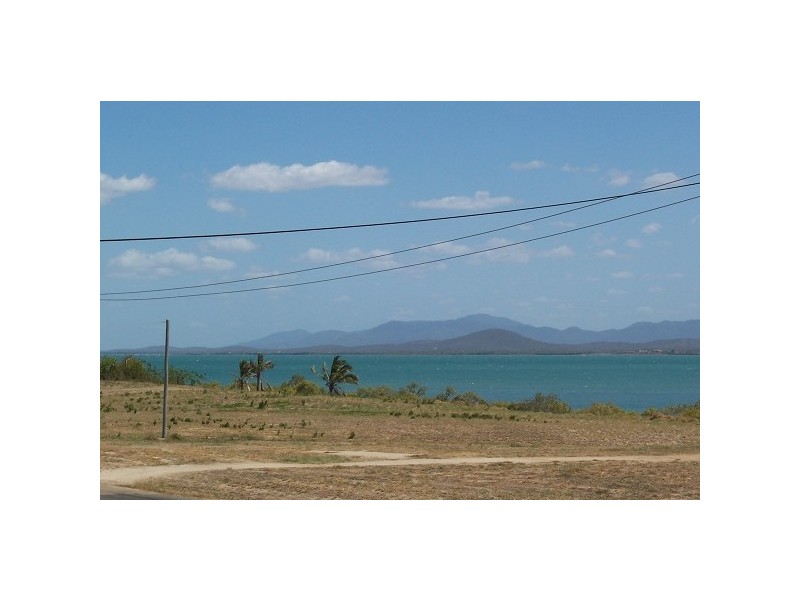 52 Wentworth Street, Bowen QLD 4805