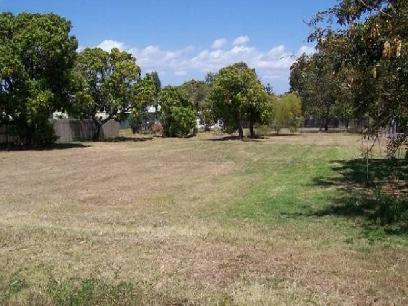 45 Gregory Street, Bowen QLD 4805