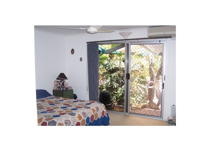 27 Gilbert Street QUEENS BEACH, Bowen QLD 4805