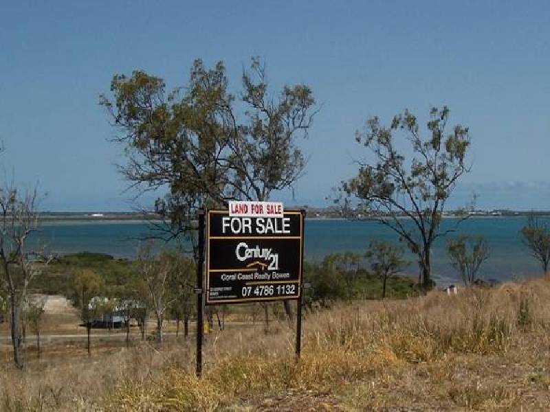 21 Harbour View Terrace, Bowen QLD 4805