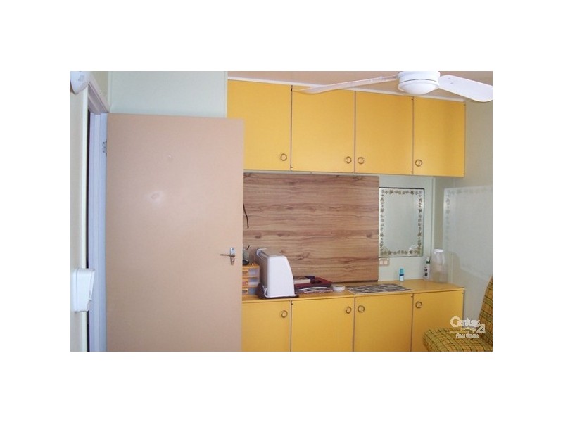 15 Denison Street, Bowen QLD 4805