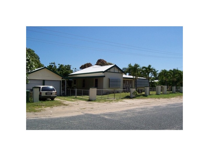 2 Howard Street, Bowen QLD 4805