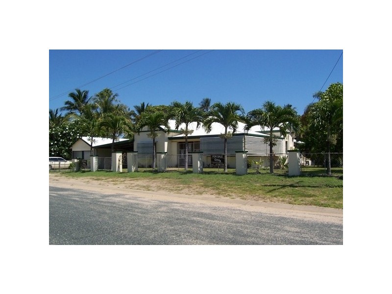 2 Howard Street, Bowen QLD 4805