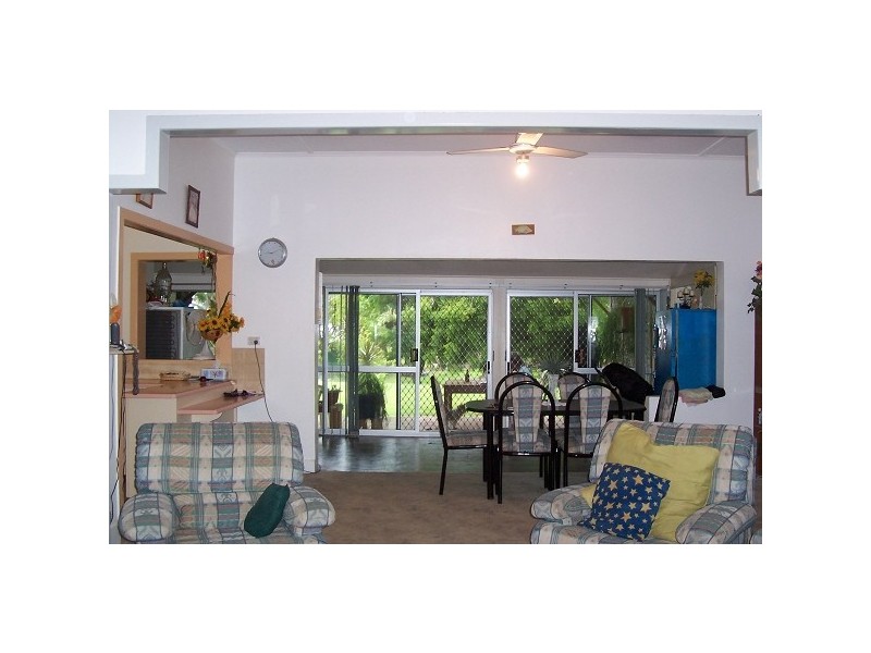 2 Howard Street, Bowen QLD 4805