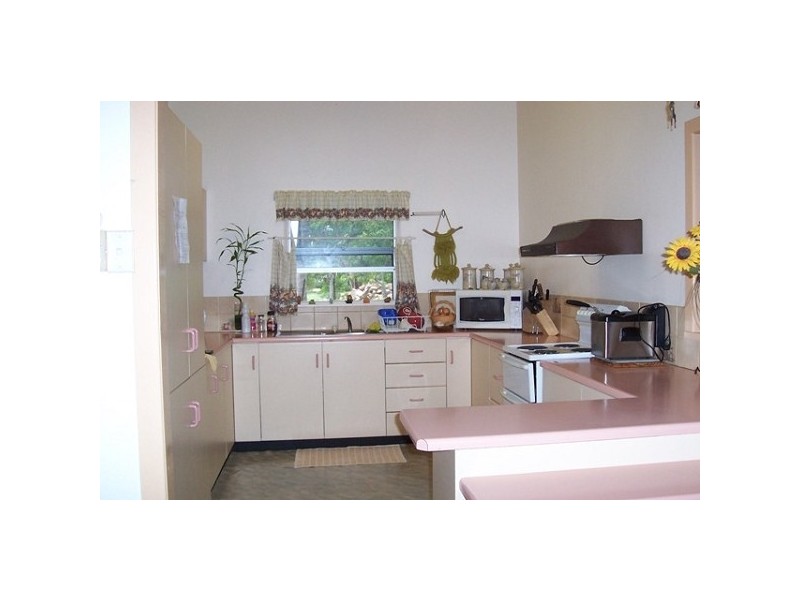 2 Howard Street, Bowen QLD 4805