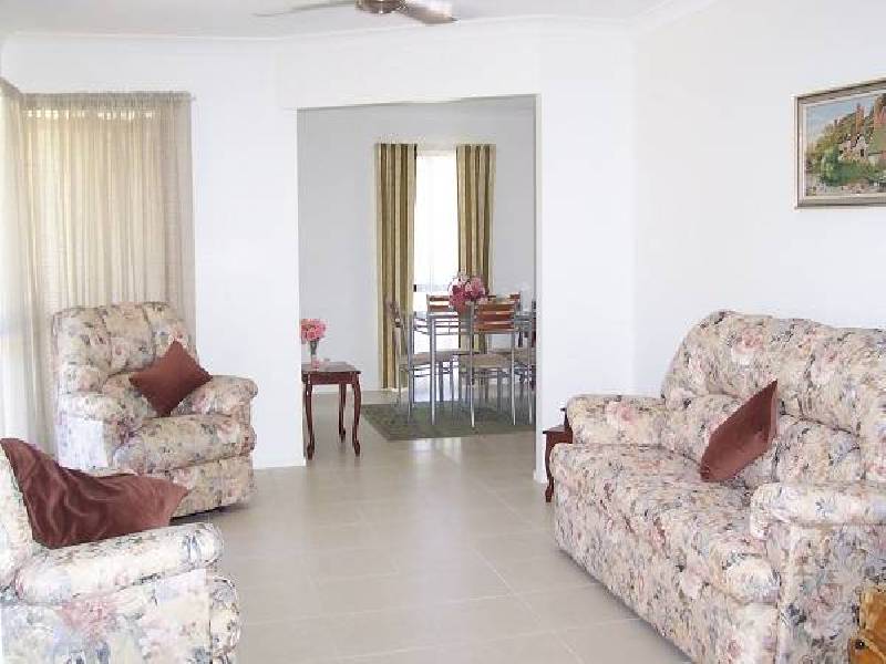 6 Tynwald Avenue, Bowen QLD 4805